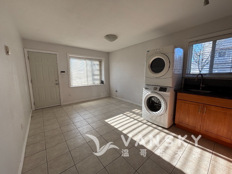 260112162600_Living Room.jpg